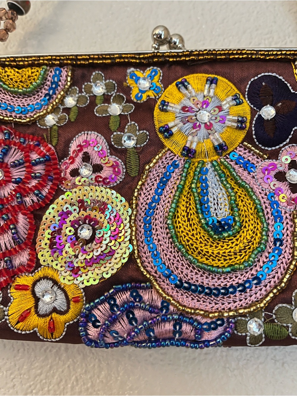 Vintage Beaded Intricate Floral Embroidery Beaded Handle - Picture 9 of 11
